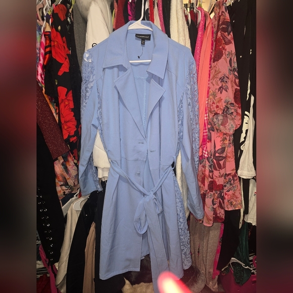 🍁NWOT $139.95  Lane Bryant Blue Lace Details Long Sleeve Trench Coat Size 18/20 - Picture 5 of 7